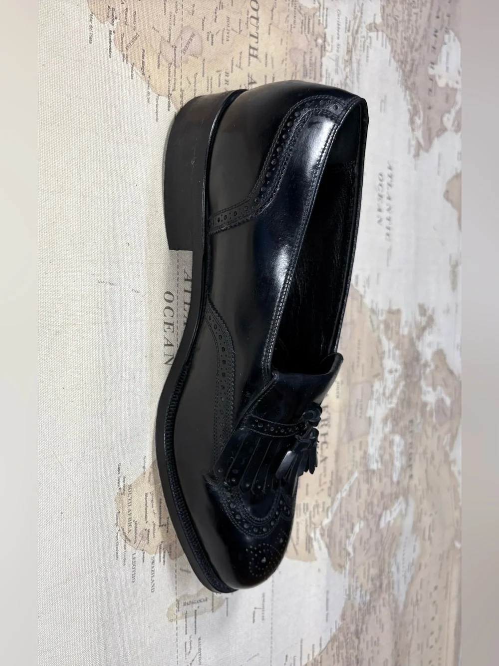 Men's US 10.5 EEE Black Florsheim Kiltie Tassel Slip-On Dress Loafer Shoes